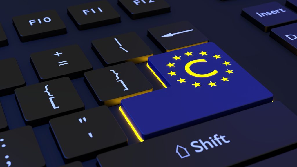 La Commission européenne reproche à 13 États de ne pas avoir transposé la directive sur le droit d&rsquo;auteur