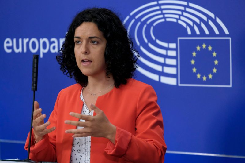Désobéir à l’Europe pour développer les cantines bio et locales : l'ambition de la nouvelle coalition de gauche