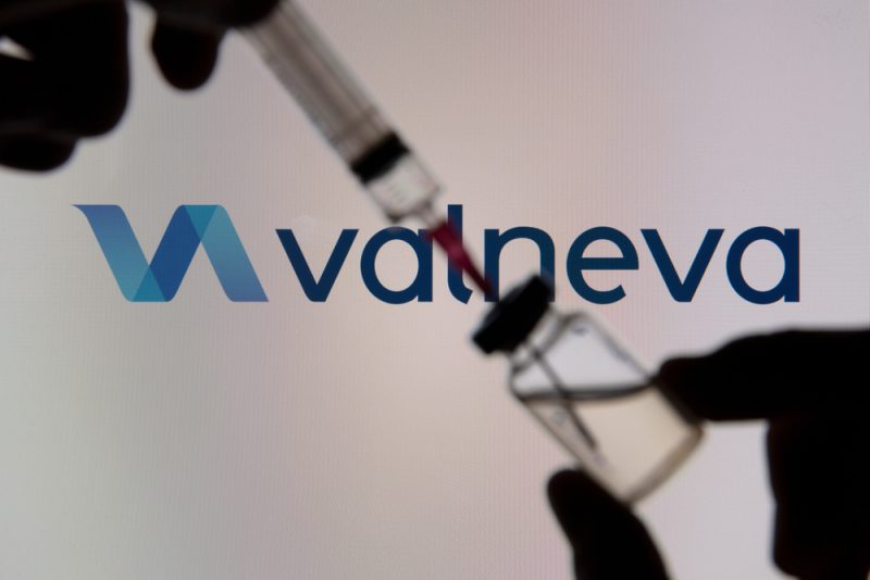 Covid-19 : l'UE pourrait résilier son contrat d'achat de vaccins avec le laboratoire français Valneva
