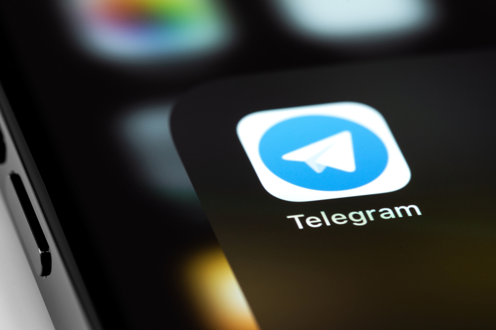 Telegram,Mobile,Icon,App,On,Screen,Smartphone,Iphone,Macro.,Telegram