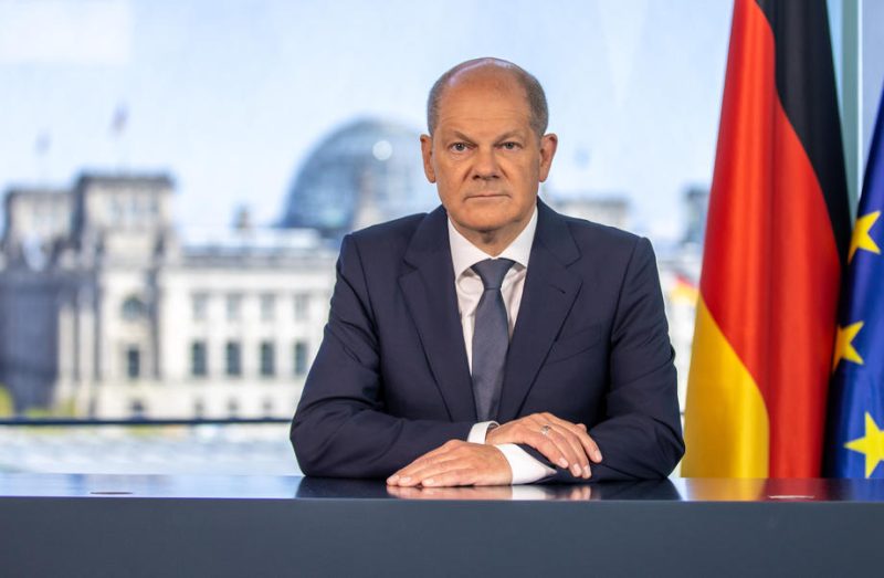 Ukraine : Olaf Scholz défend sa politique, ne fera pas tout ce qu'on lui demande