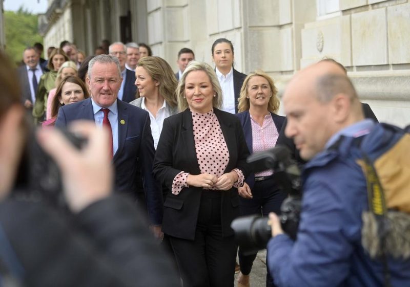 Irlande du Nord : le Sinn Fein presse les unionistes d'accepter de participer à un gouvernement