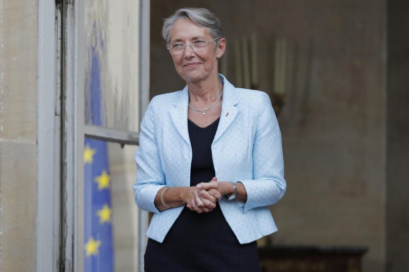 Le nouveau gouvernement français nommé : de la continuité avec quelques surprises