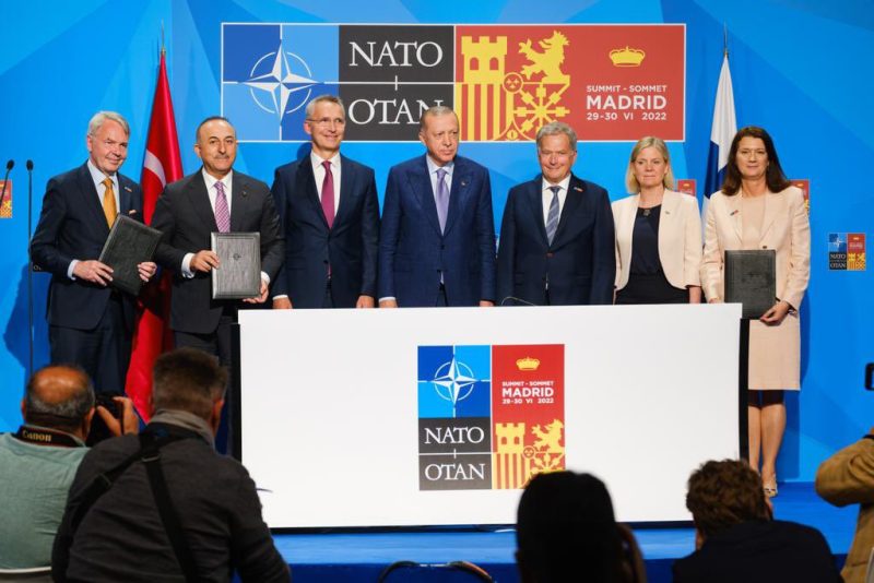 La Turquie abandonne sa réticence à l’adhésion de la Suède et de la Finlande à l’OTAN