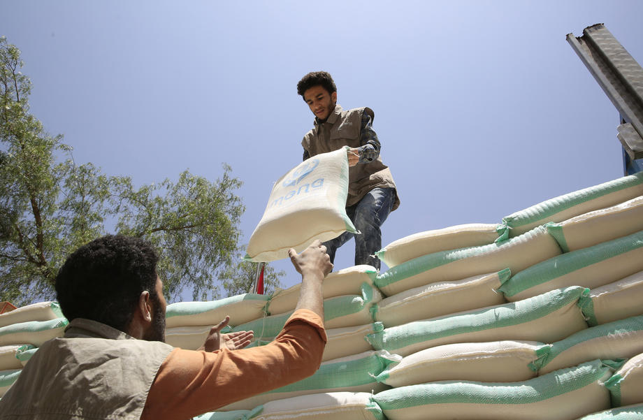 Emergency food rations amid food insecurity in Yemen