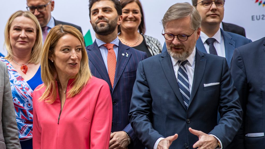 epa10015474 Czech Prime Minister Petr Fiala (R) and European Parliament President Roberta Metsola (L) react during a family photo session at the Liechtenstein Palace, in Prague, Czech Republic, 16 June 2022. Metsola, along with the Conference of Presidents of the European Parliament, is in Prague to discuss the priorities of the Czech Presidency of the Council of the EU. The Czech Republic&rsquo;s second presidency of the European Council will begin on 01 July 2022.  EPA-EFE/MARTIN DIVISEK
