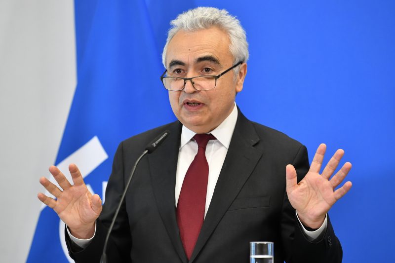 L'Agence Internationale de l'Énergie présente un plan d'efficacité énergétique pour rendre le gaz et le pétrole russes obsolètes