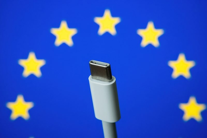 Un chargeur universel pour les smartphones et les ordinateurs portables dans l'UE à partir de 2024
