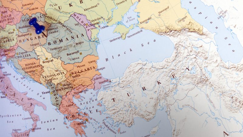 Un avenir européen commun est la clé pour résoudre les problèmes dans les Balkans occidentaux, selon un diplomate