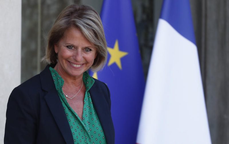 Crise de l’hôpital : Brigitte Bourguignon annonce des « premières mesures » à l’approche d’un « été difficile »