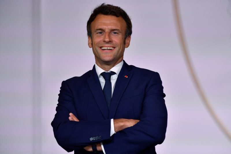 "Ne pas humilier la Russie" : l'appel d'Emmanuel Macron fait des vagues