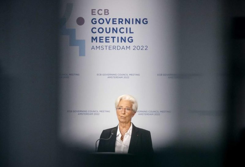 Contre l'inflation, la BCE prépare sa première hausse des taux depuis plus de dix ans