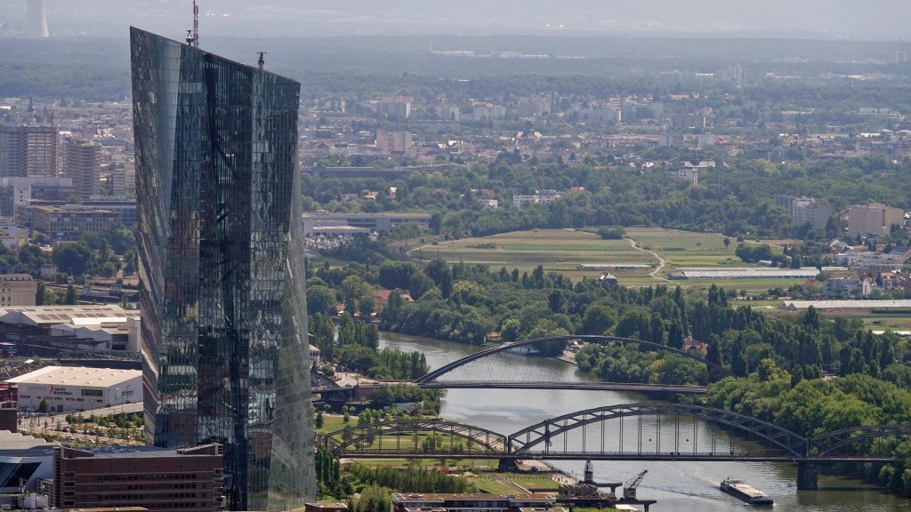 epa10014525 FILE The European Central Bank headquarters (L) in Frankfurt, Germany, 18 July 2018 (reissued 15 June 2022. The ECB&rsquo;s rate-setting governing council held an extraordinary meeting 15 June 2022 to discuss the recent sell off in government bond markets.  EPA-EFE/MAURITZ ANTIN