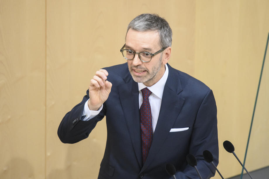 Special session of the Austrian parliament
