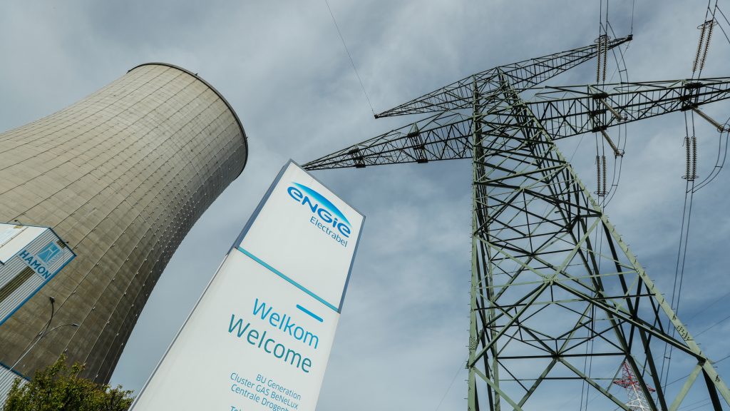 epa09885758 An electricity pylon at power plant Engie in Drogenbos, near Brussels, Belgium, 12 April 2022. Since the beginning of the Russian invasion in Ukraine the price of electricity increased to record levels. The European Commission is looking into emergency measures to limit the effect of gas prices in electricity prices as well as options to make Europe independent from Russian fossil fuels well before 2030.  EPA-EFE/STEPHANIE LECOCQ