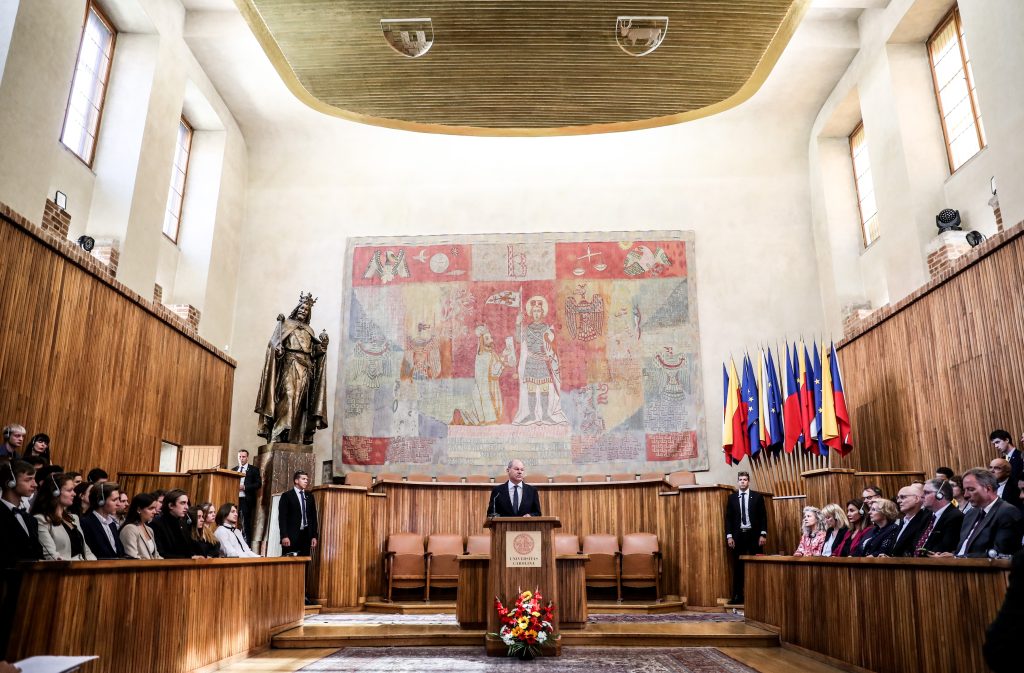 German chancellor visits Czech Republic