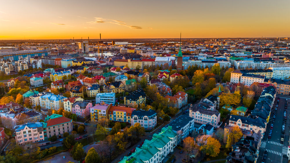 Aerial,Sunset,View,Of,Beautiful,City,Helsinki,.,Beautiful,Sky