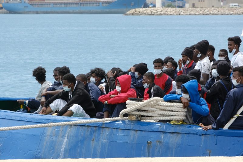 Migrants : plus de 2 000 mineurs tunisiens arrivés clandestinement en Italie depuis janvier