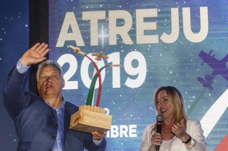 Giorgia Meloni soutient Viktor Orbán : la Hongrie est « démocratique »