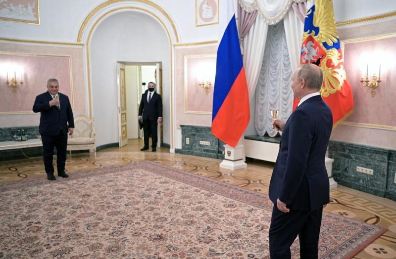 Russie : Viktor Orban veut lever les sanctions de l'UE d'ici fin 2022