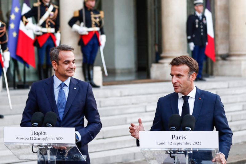 MM. Macron et Mitsotakis silencieux au sujet des révélations "Predator"