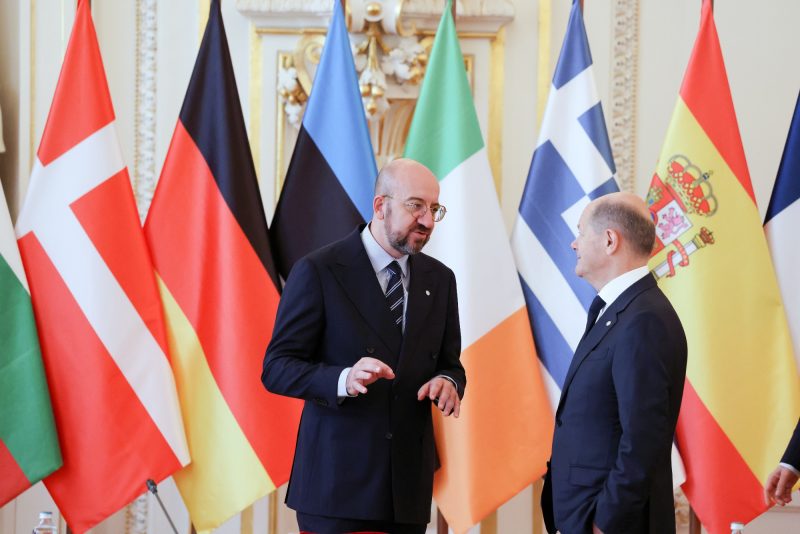 Sommet de Prague : les États membres toujours divisés sur un plafond des prix du gaz