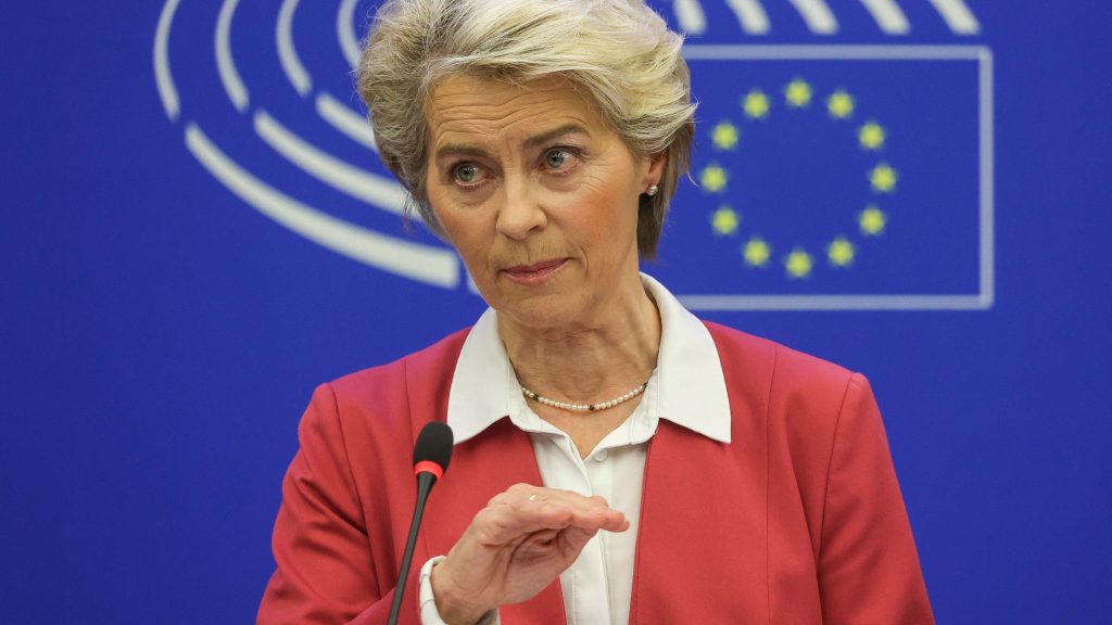 epa10250783 European Commission President Ursula von der Leyen holds a press conference on &lsquo;a new package of measures to address high energy prices and ensure security supply&rsquo; at the European Parliament in Strasbourg, France, 18 October 2022. The session runs from 17 till 20 October.  EPA-EFE/JULIEN WARNAND