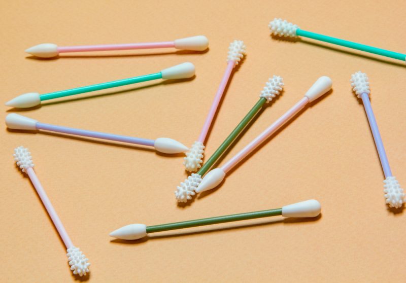 Interdire, taxer, ou changer le plastique pour réduire ses déchets