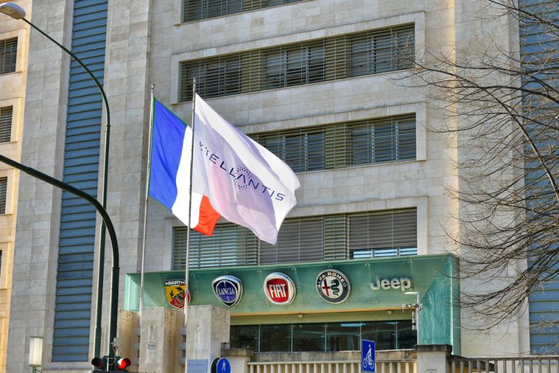 Automobile : Stellantis va produire des utilitaires à hydrogène en France