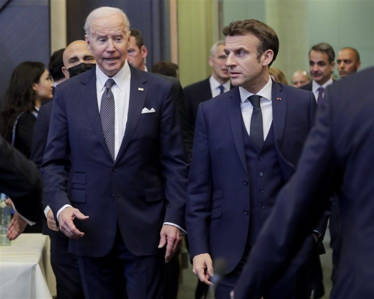Emmanuel Macron de retour aux Etats-Unis, pour parler d'Ukraine et de protectionnisme avec Biden