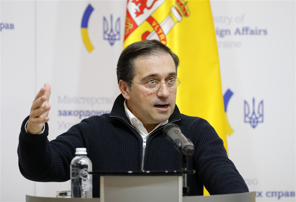 Spanish Foreign Minister Albares visits Kyiv