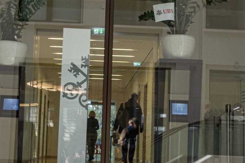 Perquisitions d'UBS par les autorités allemandes dans le cadre d’une enquête sur un proche de Poutine