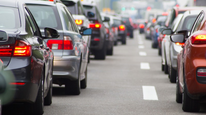 L'UE durcit les normes de pollution des véhicules automobiles
