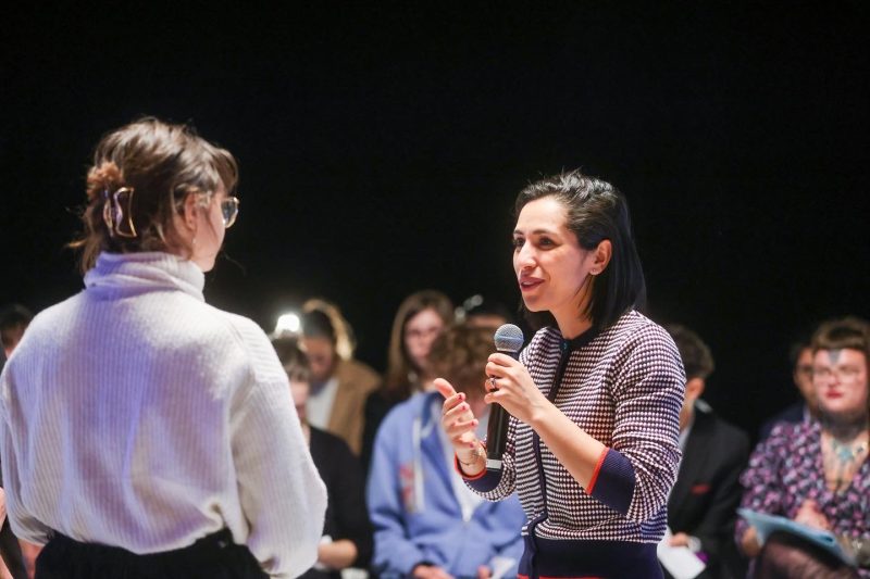 À Marseille, Sarah El Haïry plaide pour que la jeunesse soit consultée sur « tous les sujets »
