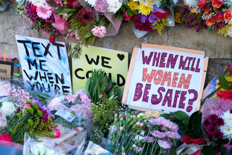 La Commission appelle à l'adoption d'une directive sur la violence à l'égard des femmes