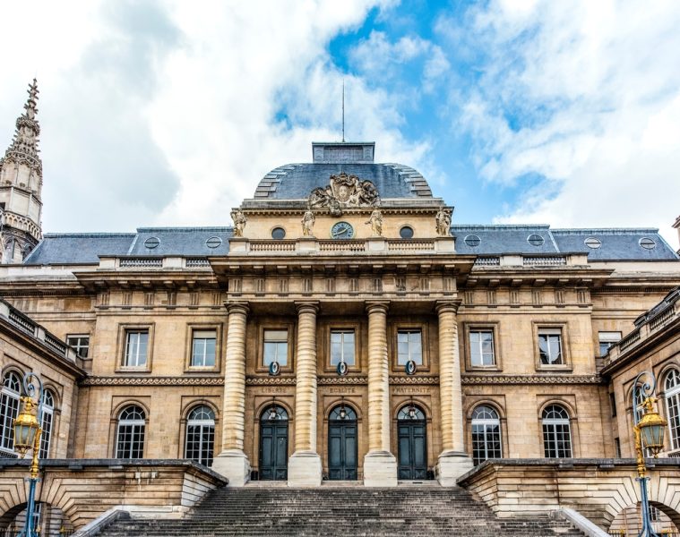 Journée d'action de magistrats, avocats et greffiers contre "une justice au rabais"