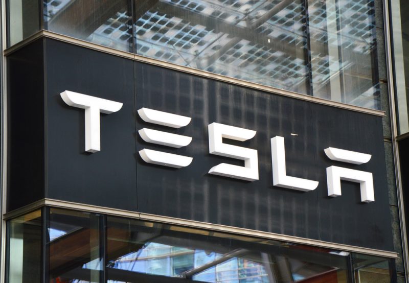 Tesla : Elon Musk a cédé pour près de 4 milliards de dollars de titres