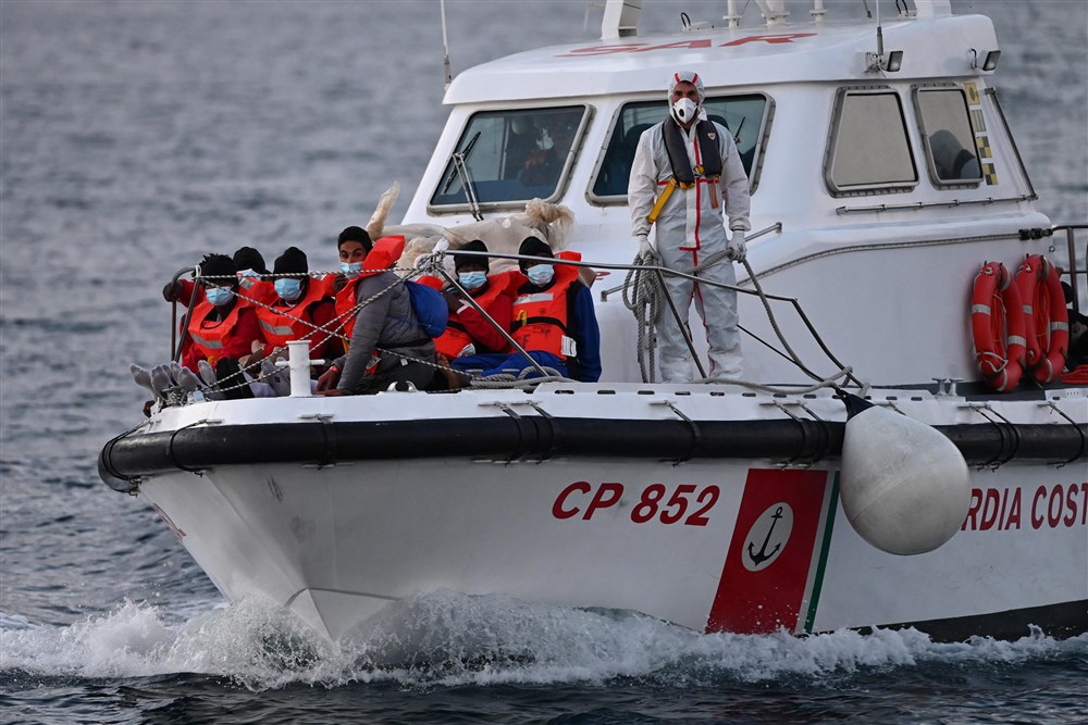 The Geo Barents ship managed by the NGO Doctors Without Borders carryng 186 migrants