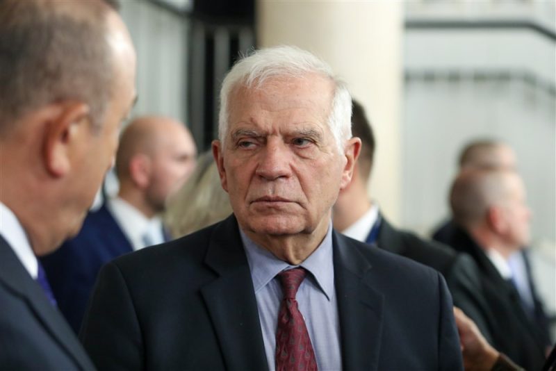 Des garanties de sécurité à la Russie ? « On en parlera plus tard », lance Josep Borrell