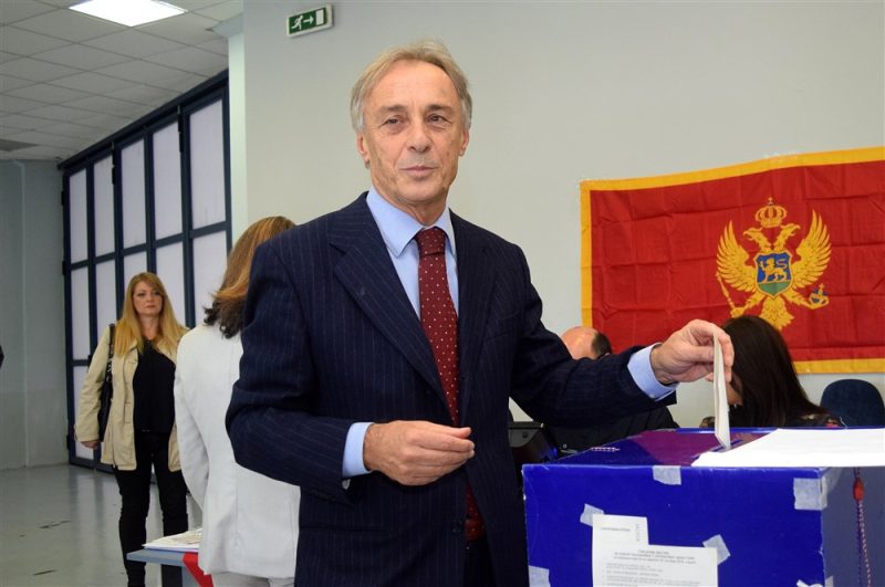 Monténégro : le Parlement charge un ancien diplomate de former un gouvernement