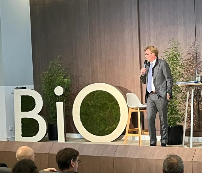 En pleine crise du marché du bio, le ministre Marc Fesneau affirme son soutien à la filière