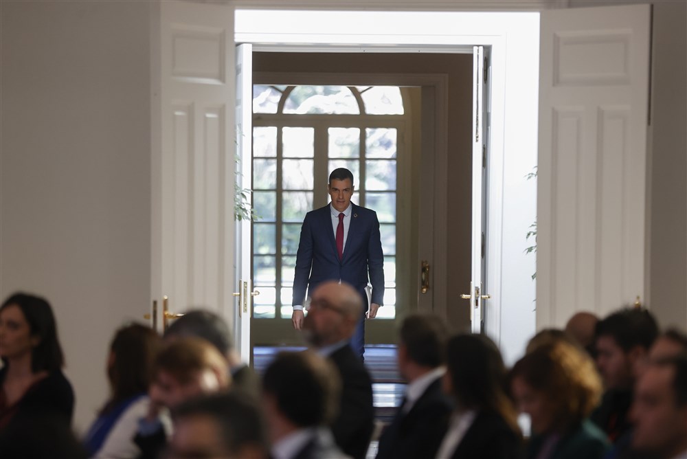 Spain&rsquo;s Prime Minister Pedro Sanchez addresses a press conference after the last Cabinet meeting of the year
