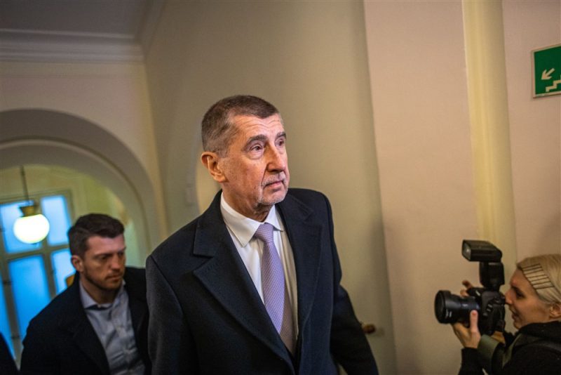 La France poursuit son enquête sur le candidat à la présidentielle tchèque Andrej Babiš