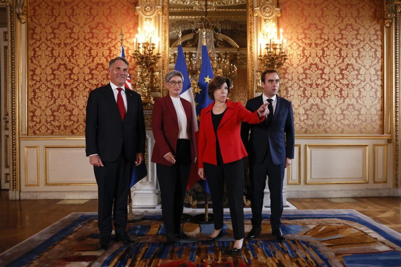 France et Australie annoncent des livraisons communes d’obus à l’Ukraine