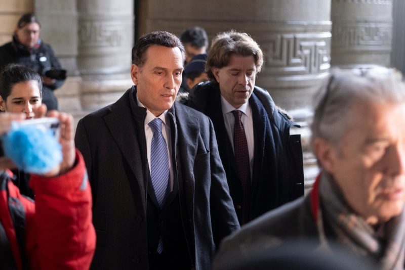 L’eurodéputée Eva Kaili aurait été « torturée » pendant son interrogatoire, selon son avocat