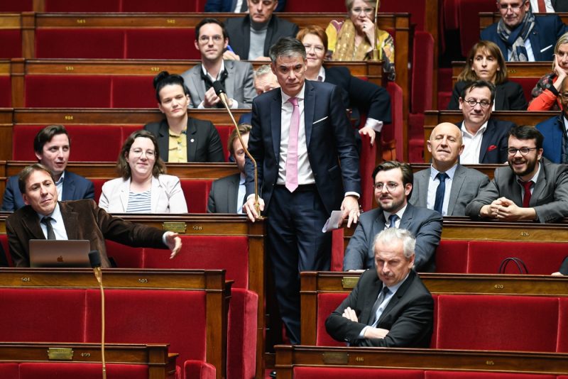 Chez les socialistes, deux gagnants pour un seul fauteuil