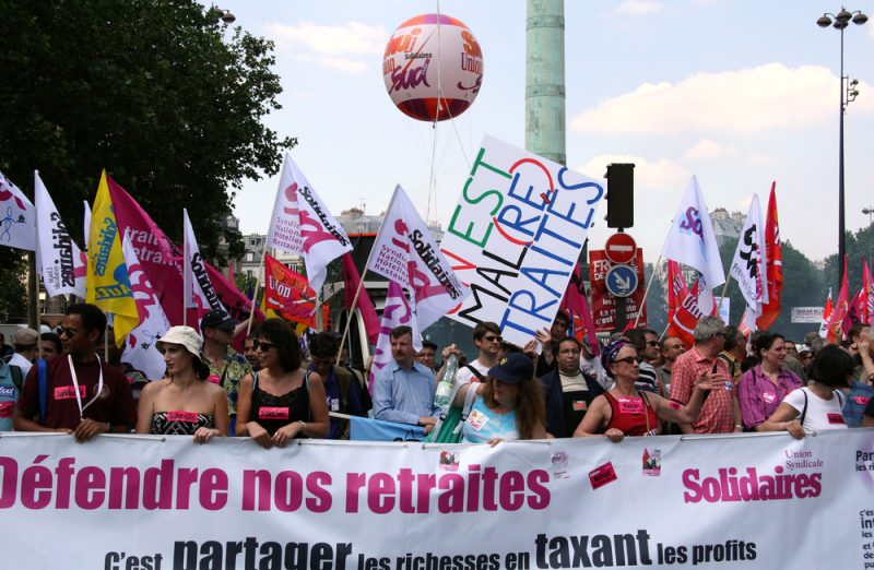 Retraites : une grève d’ampleur en perspective, des agents EDF baissent la production d’électricité