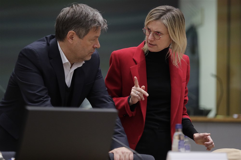 Special EU energy council on energy price crisis