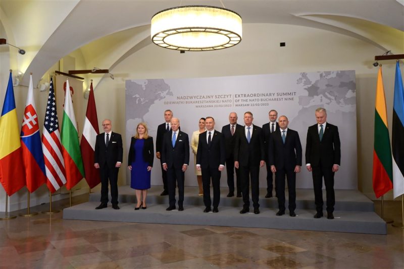 OTAN : Joe Biden rappelle l’importance du flanc est aux « Neuf de Bucarest »