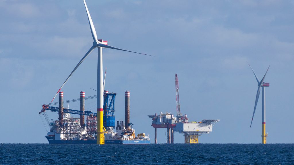 epa07017402 The jack-up vessel &lsquo;Sea Challenger&rsquo; navigates in the wind farm &lsquo;Arkona&rsquo; in the German Baltic Sea near the island of Ruegen, Germany, 13 September 2017. The currently largest wind farm in the Baltic Sea is in its final construction phase with 40 of the planned 60 wind turbines already built. The last turbine is expected to be installed by the end of October 2018. The wind park with a capacity of producing up to 385 megaWatts of electric power costs 1.2 billion euros. It is planned to start its electricity production at the beginning of the year 2019.  EPA-EFE/JENS KOEHLER